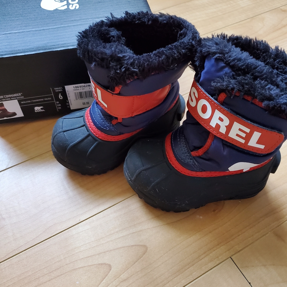 Sorel Kids' Navy and Red Snow Boots